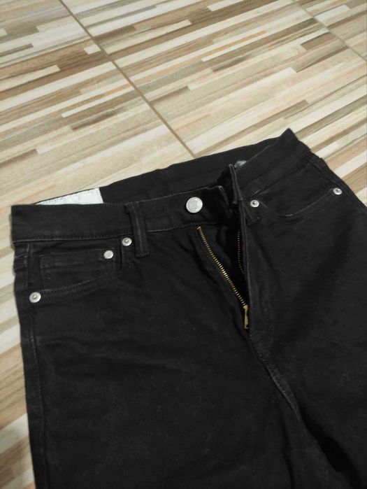 Черни дънки Levi's и H&M Skinny Fit (размер S)