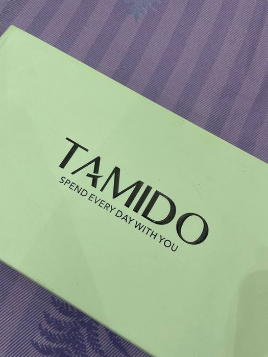 Туфли на каблуке со стразами