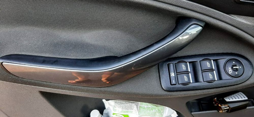 Ford Kuga - 2012
