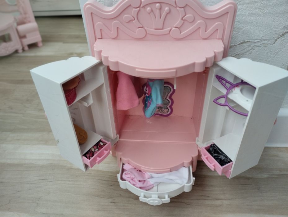 Кукольная мебель