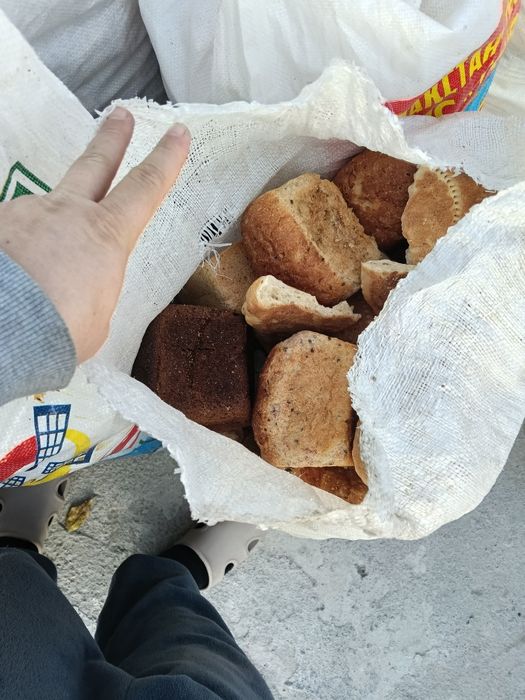 Сухой хлеб для скатины