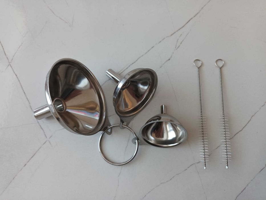 Комплект 3бр фунии от неръждаема стомана + четки за почистване