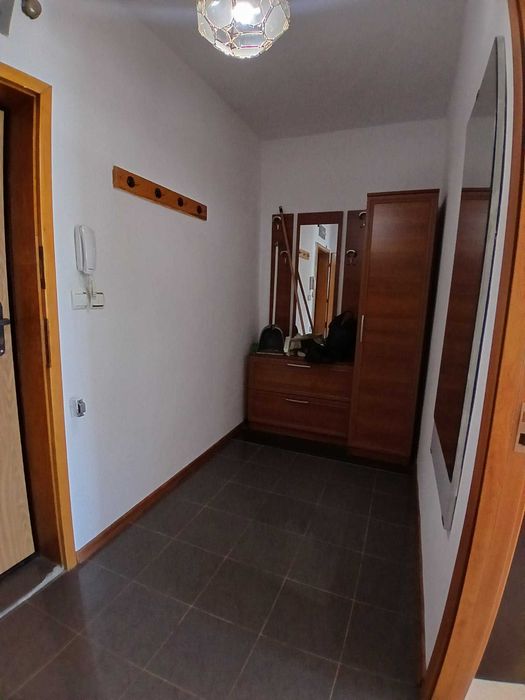 Двустаен ап. под наем в кв. Стрелбище