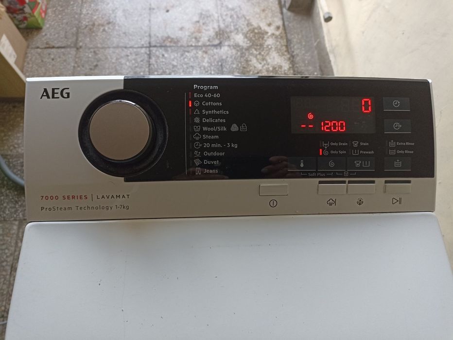 Пералня AEG LTN7E273E