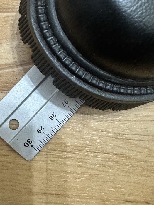 Продается женская обувь.