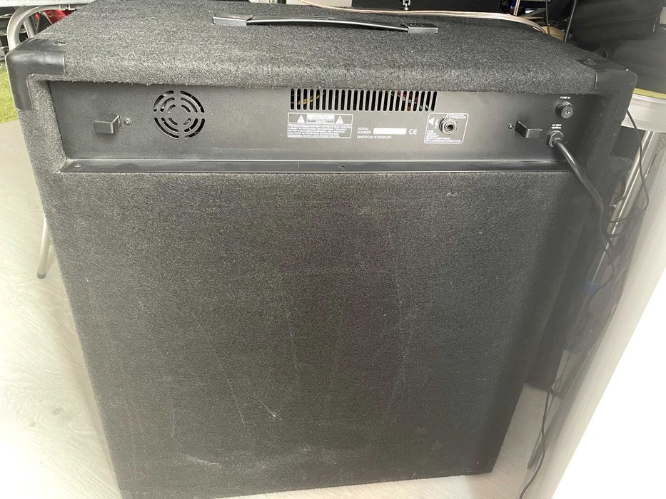 Усилвател за бас китара,комбо,кубе