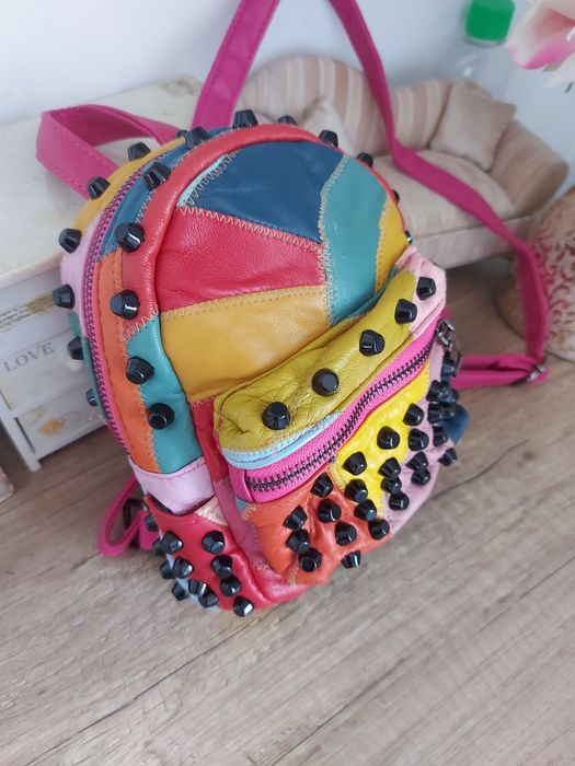 Дамска раница от естествена кожа