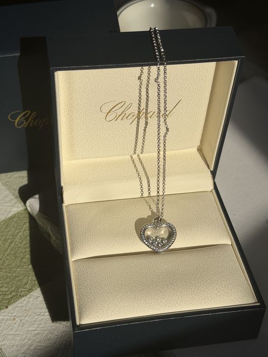Ново колие Chopard happy diamonds