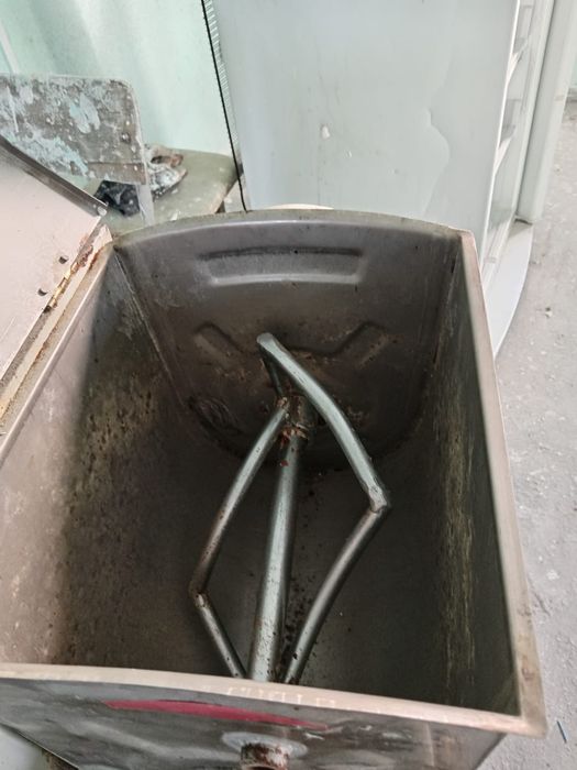 Продам тестомес из нержавеющей стали