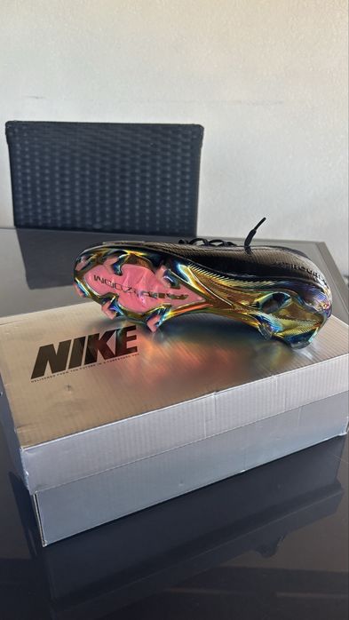 Ghete de fotbal Nike Zoom Mercurial Vapor 16 Elite FG Cosmic Speed