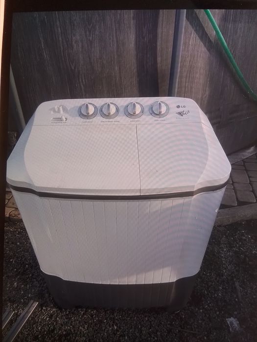 Продам стиральную машинку