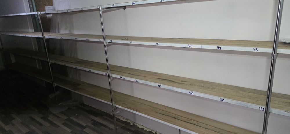 Продам стеллажи для склада