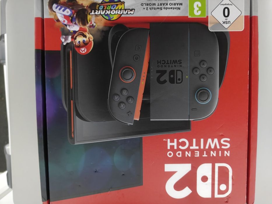 Consola NINTENDO Switch 2 + Mario Kart world Nou