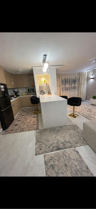 Vand Apartament Orastie strada Muresului bl 16 sc K recent renovat