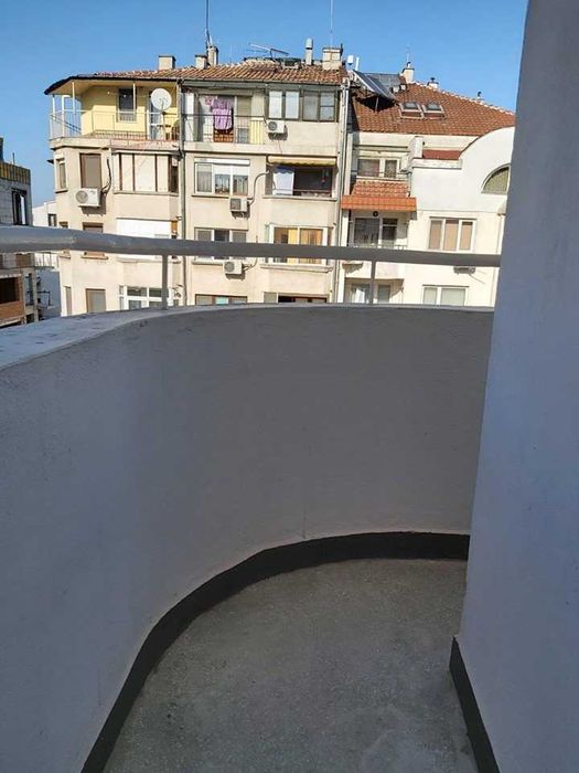 Дава се под наем Двустаен апартамент в Бургас, Лазур - 40 кв.м за 204 € - Снимка #7