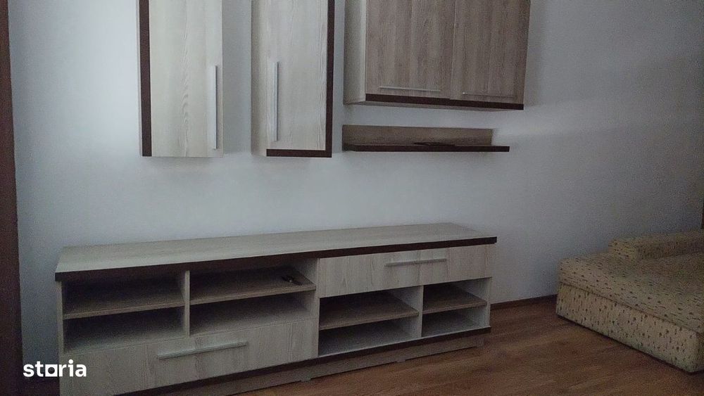Ofer spre închiriere apartament 2 camere Pitesti