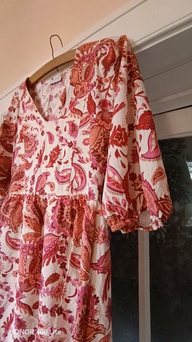 Rochiță de vară foarte frumoasă