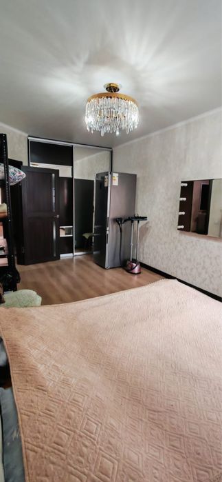 Продам 3х комн квартиру береке