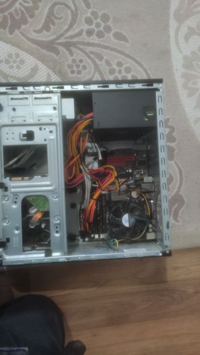 Компы оба за 20 отдам