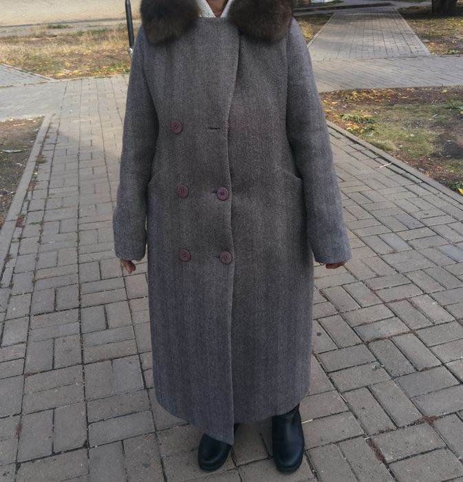 Женское  пальто.