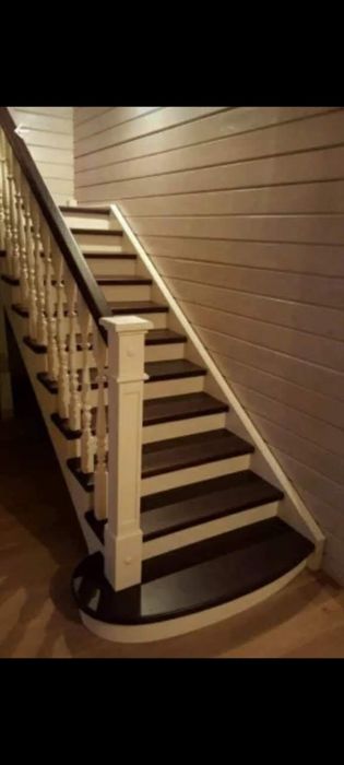 Обшивка деревом. Лестницы