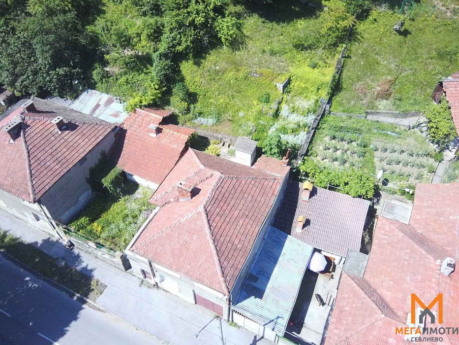 Продава се Къща в Севлиево - 71 кв.м за 575 €/кв.м - Снимка #1