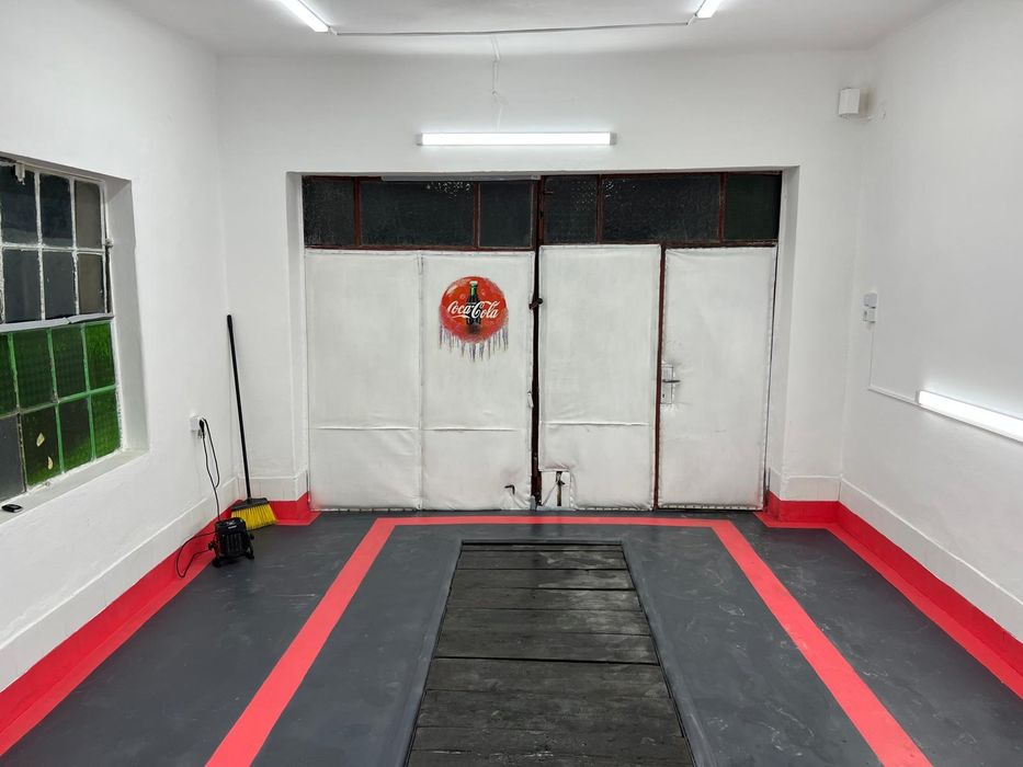 Inchiriez garaj la casa zona Bogdanesti