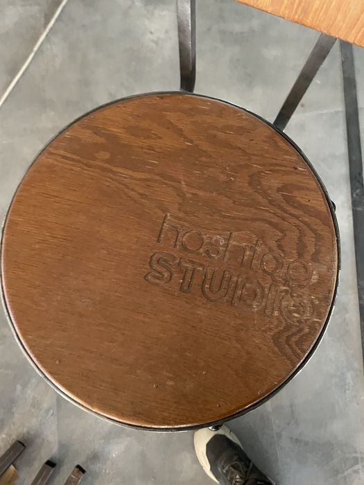 Метален бар стол на винт