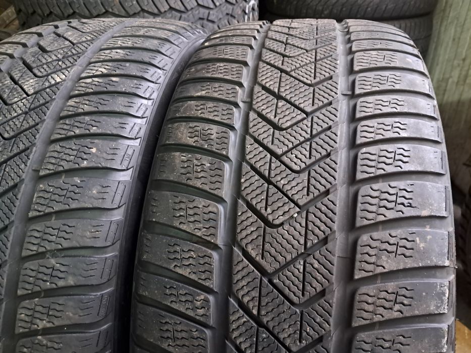 Anvelope second iarna 275 40 R21 Pirelli RFT 6.4mm 2021