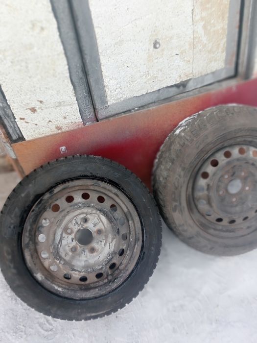 Продам 2колеса с дисками