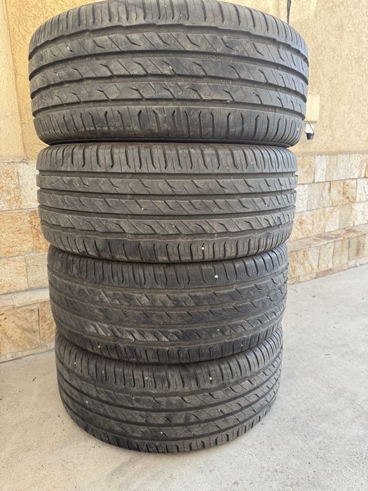 225/50/17 Semperit DOT 0422