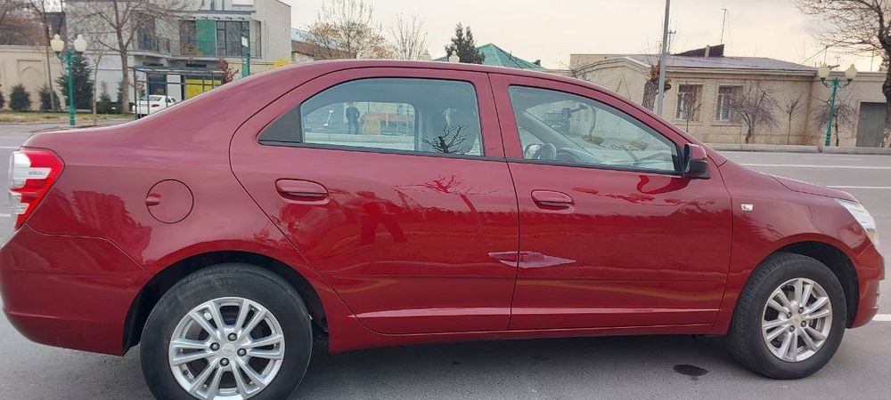 Автомобиль Cobalt