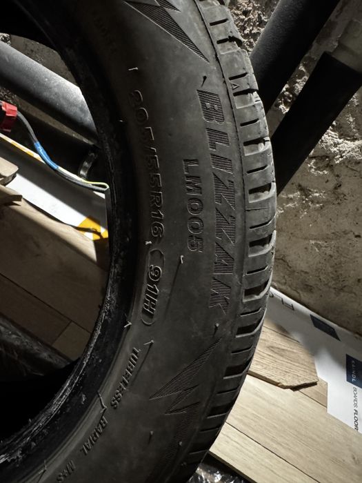 Bridgestone Blizzak LM005 205/55 R16 DOT 2022 6мм