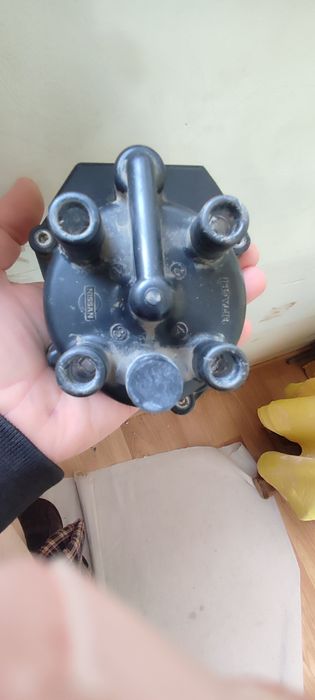 Крышка трамблера ниссан санни 1.4