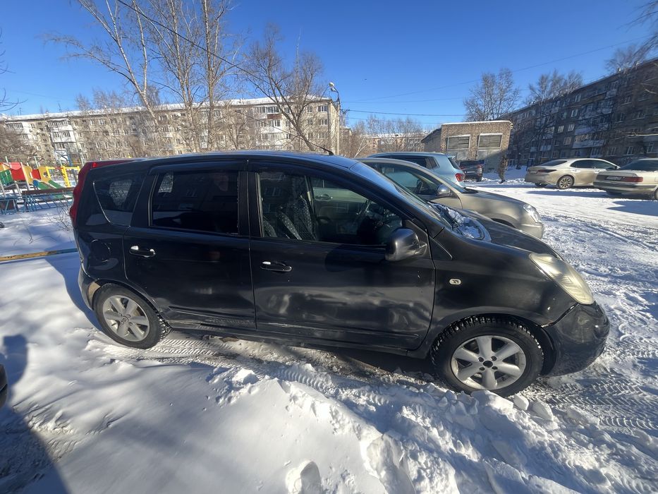 Продам ниссан ноут е11