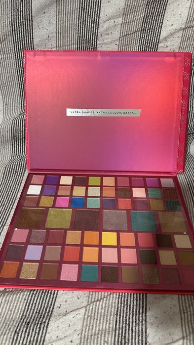 Палитра за грим