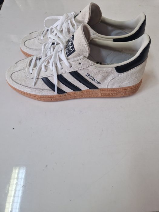 Vand Adidas SPEZIAL, NOU. An 2025 Nr45.5