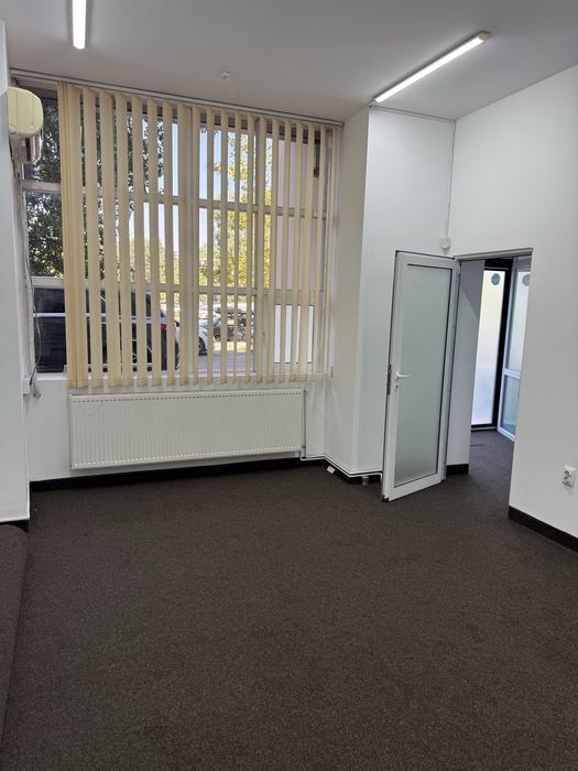 Proprietar, inchiriez birou in incinta unui spatiu comercial,  la parter de bloc Bd Octavian Goga, nr 6, sector 3 Bucuresti