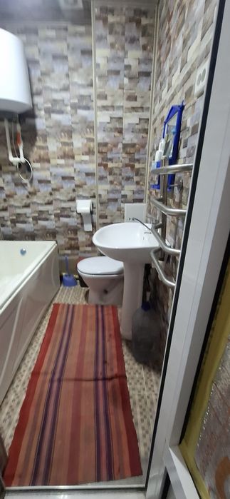 1 хоналик квартира ижарага оилага берилади   ЕТТИ   гузал   лагман бар