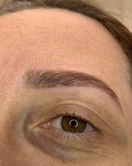 Servicii Cosmetică în Salon: Tratamente faciale Epilare Ceară Unică Folosință, Stilizare și Vopsit Sprâncene, Gene