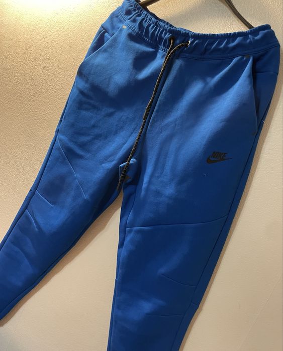 Мъжки анцузи Nike  и Boss оригинални