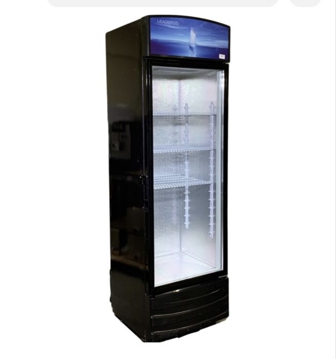 Витринный холодильник leadbros