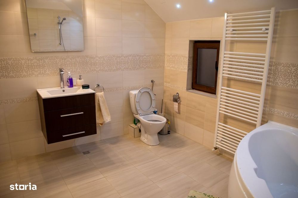 Casa in Sannicoara, 220 mp utili, 300 mp teren