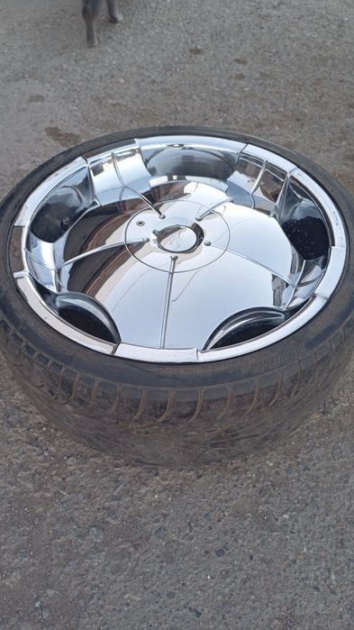 Продаю 20 R 265*45