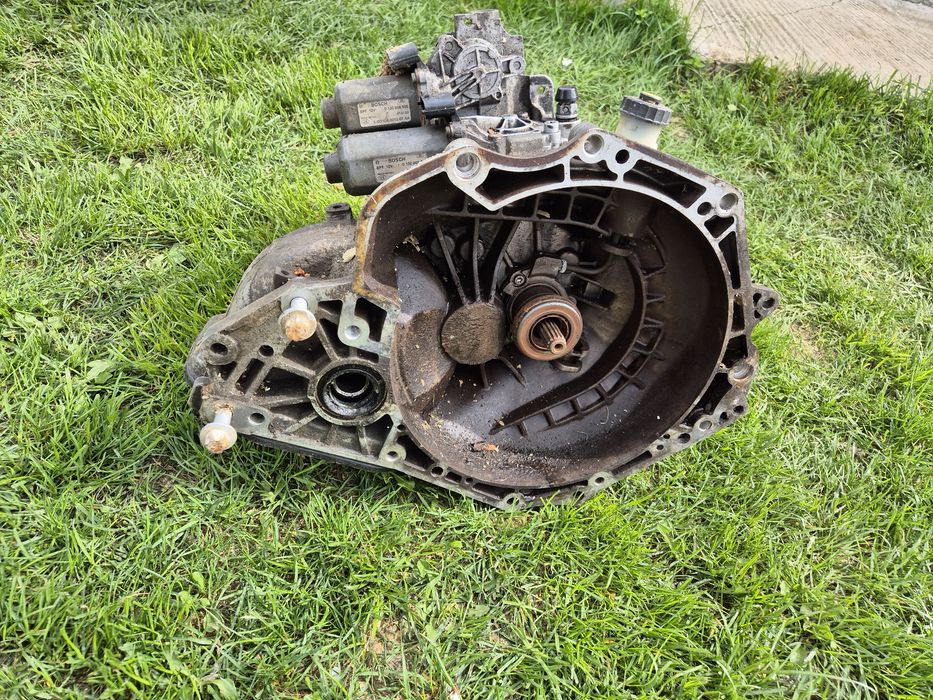 Cutie viteze Opel Corsa D