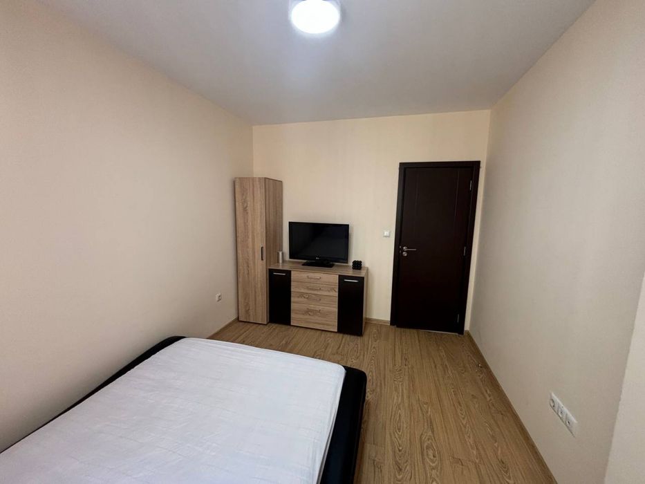Дава се под наем Двустаен апартамент в Варна, Конфуто - 60 кв.м за 548.25 € - Снимка #1