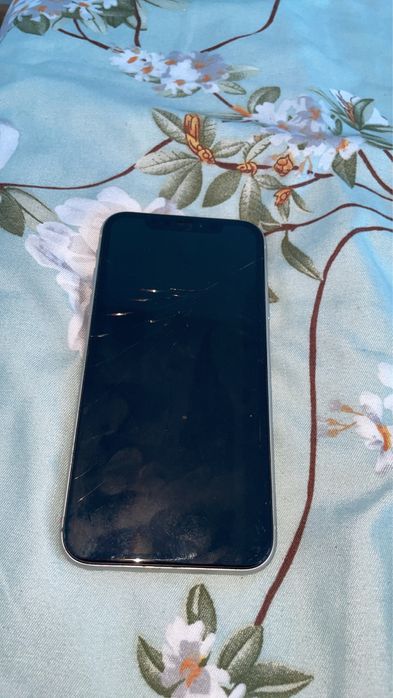 iPhone X 128 GB – pentru piese sau reparatie