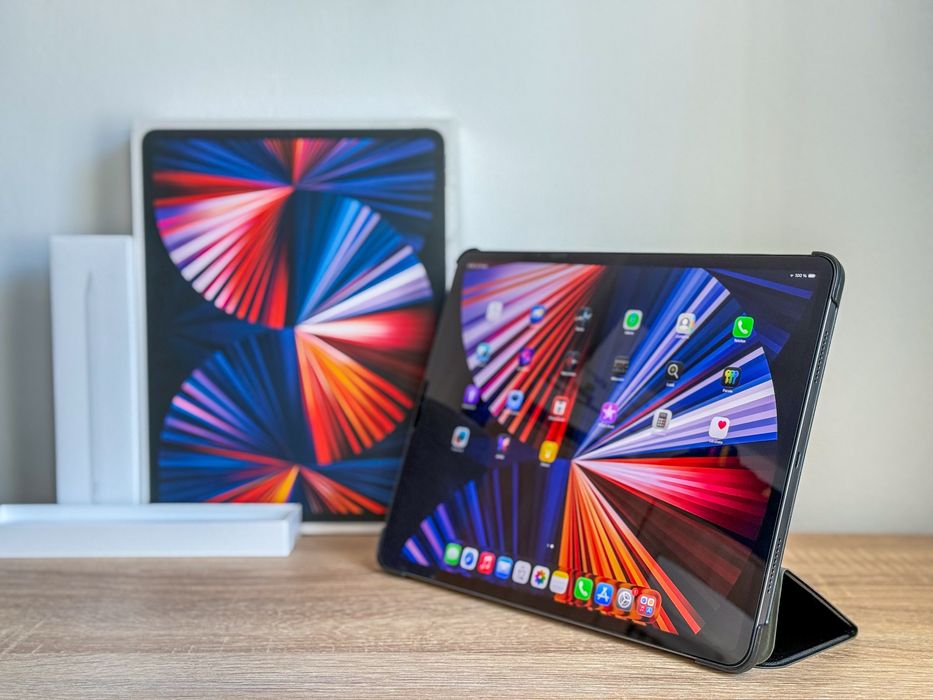 iPad Pro 12.9 Inch GEN 5 / 5th Gen 128 GB Wi-Fi M1 Space Grey - eMag