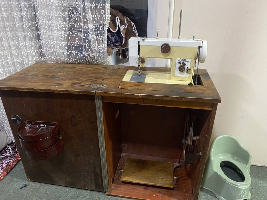 Tikuv mashinasi "Чайка 134 "