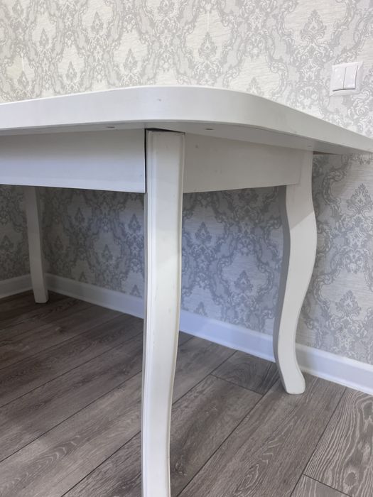 Продам стол